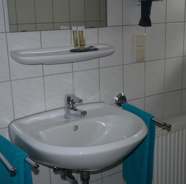 Gaestehaus Bacchus Wachenheim an der Weinstrasse Ngoại thất bức ảnh